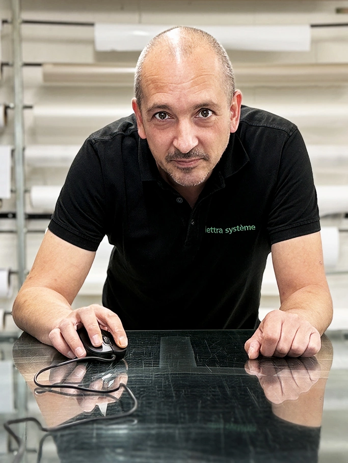 Michael, l’homme qui murmurait à l’oreille des machines chez Lettra Système